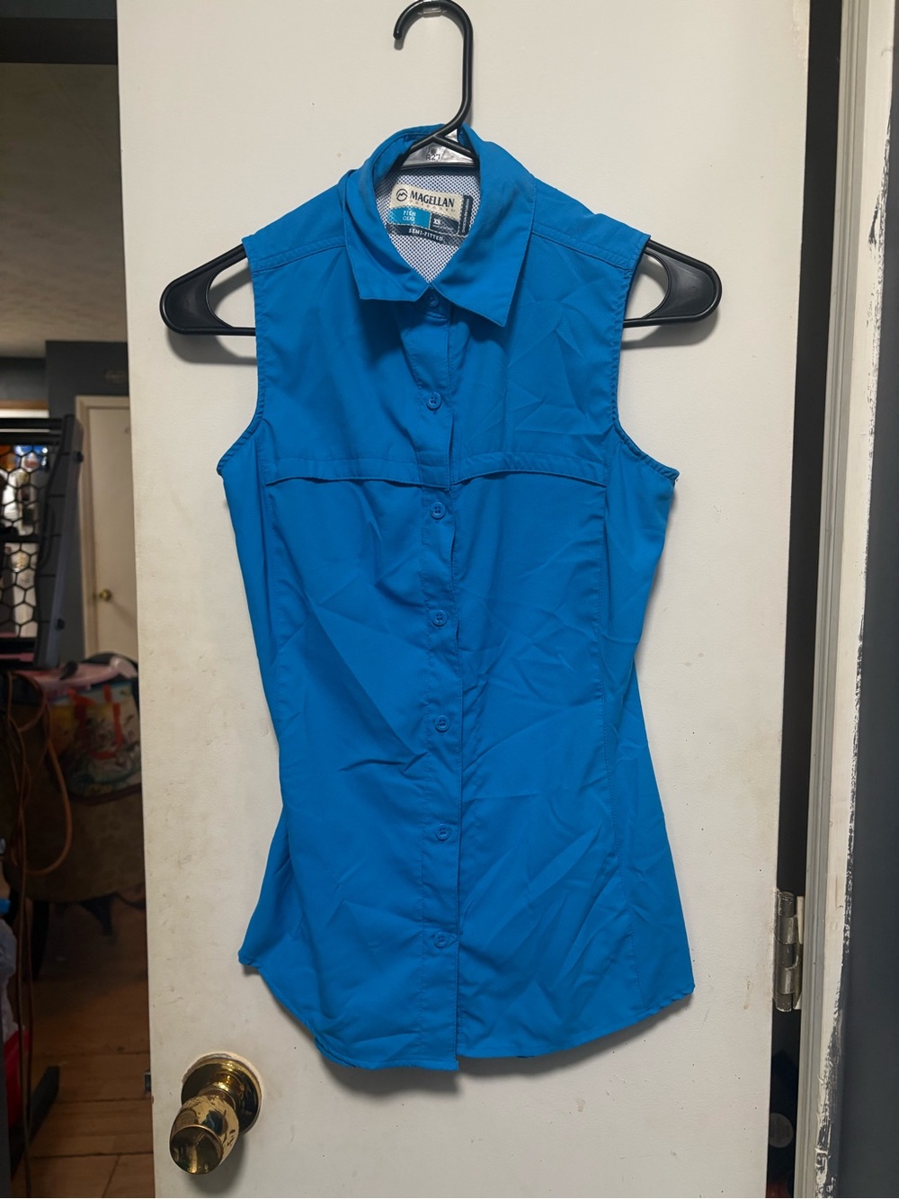 Magellan Outdoors Bright Blue Sleeveless Button-Down Shirt size XS